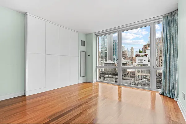 Rented by Douglas Elliman | media 25