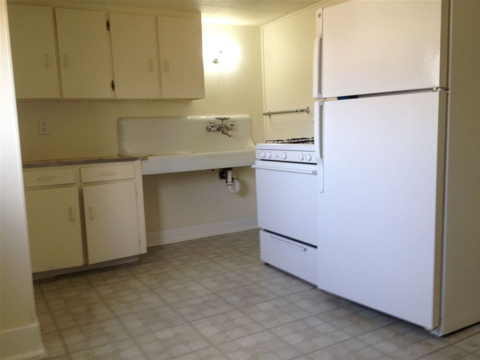 2600 E Mich Ave Kitchen #2