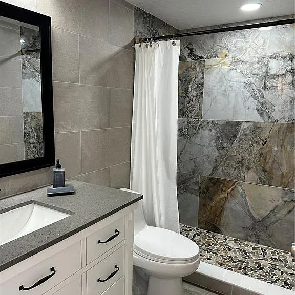 12500 Capri Cir N #401 — Photo 29