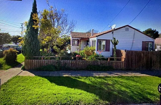 5033 Garvin Ave — Photo 2