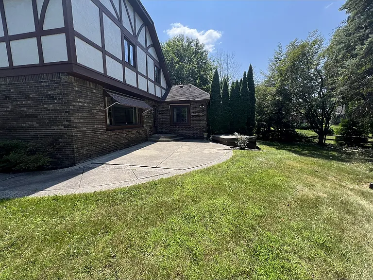 2639 E Dauber Dr — Photo 11