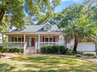 1611 Gores Landing Rd SW, Ocean Isle Beach, NC 28469