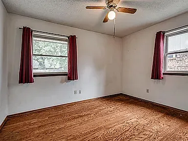 813 N Parkview Cir — Photo 21