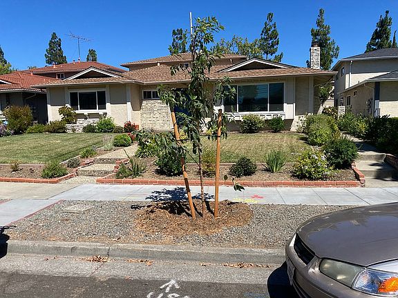 5th image of 1002 Westlynn Way APT 1