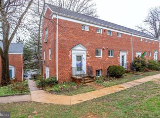 3215 Valley Dr, Alexandria, VA 22302