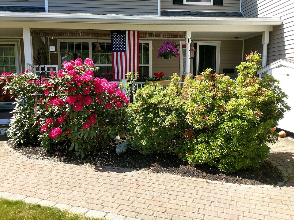 Townhouse in Kittery Foreside ME. 