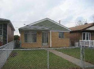 7744 Newland Ave, Burbank, IL 60459