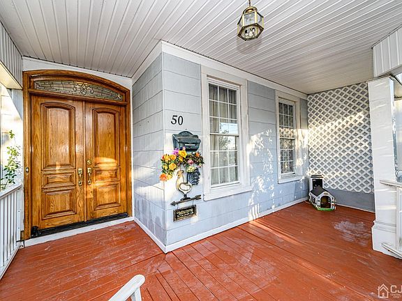 3rd image of 50 Danforth Ave