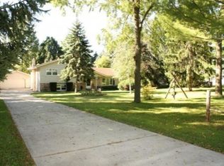 N71W39849 Lang Rd, Oconomowoc, WI 53066