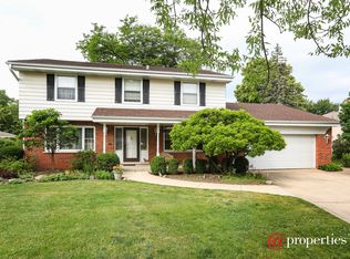 732 S Benton Ct, Elmhurst, IL 60126