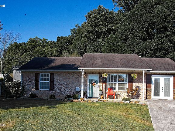 3rd image of 6717 Puritan Ln