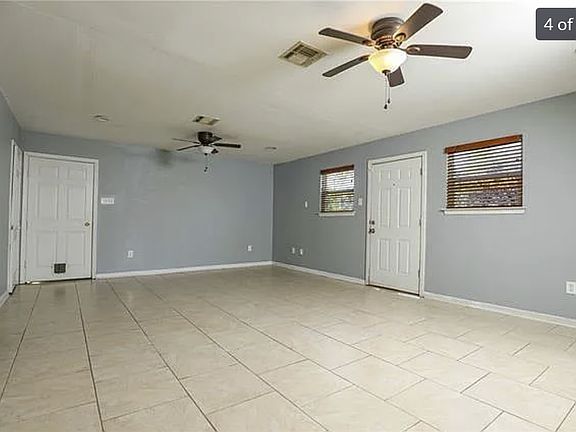 3rd image of 4701 Cartier Ave