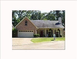 2nd image of 117 Hanging Moss Ln