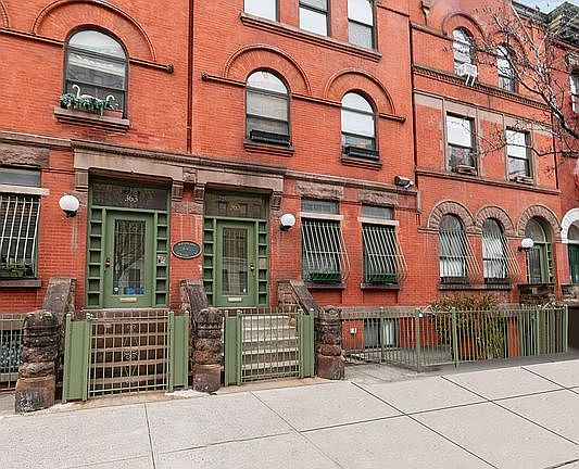 3rd image of 365-367 Manhattan Ave #F