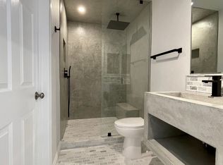 1540 Brockton Ave APT 204, Los Angeles, CA 90025