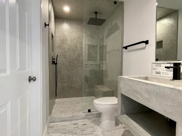 1540 Brockton Ave APT 204, Los Angeles, CA 90025