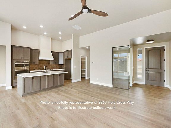 4th image of 2263 Holy Cross Ct