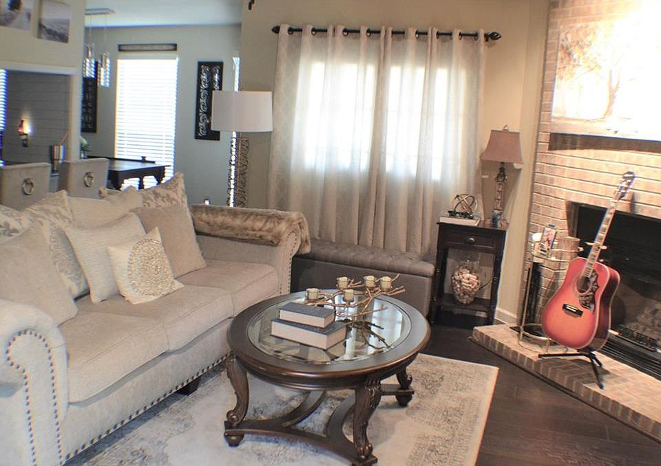 1st image of 1907 Chasewood Cir APT 215