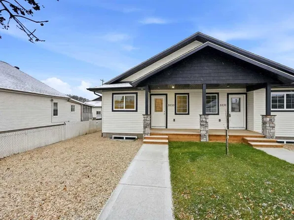 5133 W 52nd St, Lacombe, AB T4L 1H9