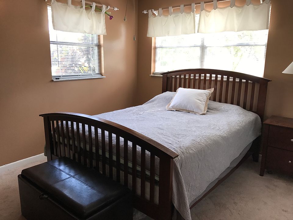 1st image of 656 Eagle Dr