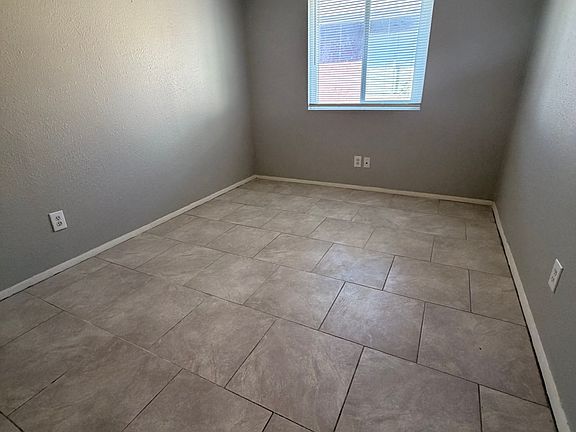 5th image of 1004 E Commonwealth Pl APT 4