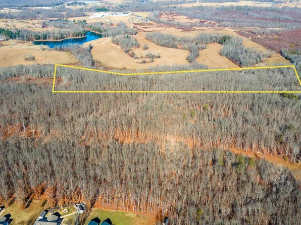 1149 Stanley Hood Rd, Crossville, TN 38571