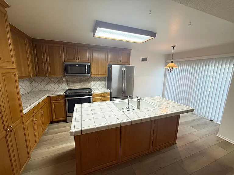 22210 James Alan Cir #8 — Photo 7