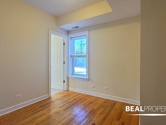 4th image of 3244-54 N Clifton Ave #2B-1Ba
