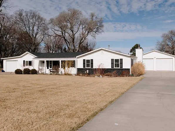 2512 Pioneer Blvd, Grand Island, NE 68801