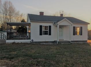 1619 Fancy Gap Rd, Mount Airy, NC 27030