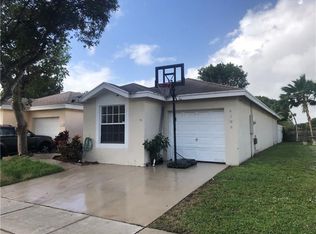 4109 Eastridge Cir, Pompano Beach, FL 33064