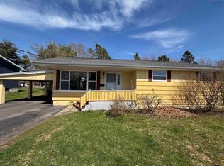 43 Maple Blvd, Colchester, NS B2N4N4