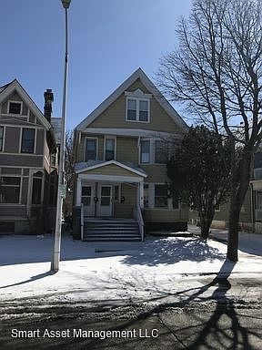 1st image of 2526 N Oakland Ave