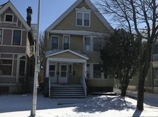 2526 N Oakland Ave, Milwaukee, WI 53211