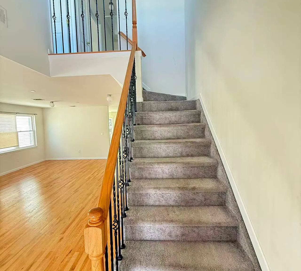 3 bed, 2.5 bath, $3,100 — Photo 2