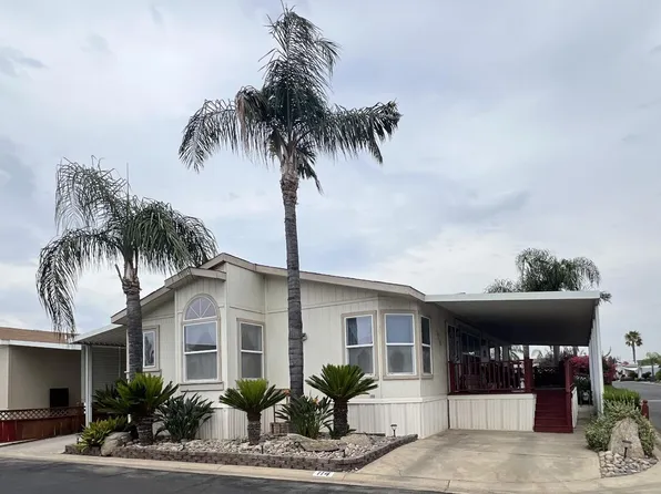 2575 S Willow Ave Spc 114, Fresno, CA 93725