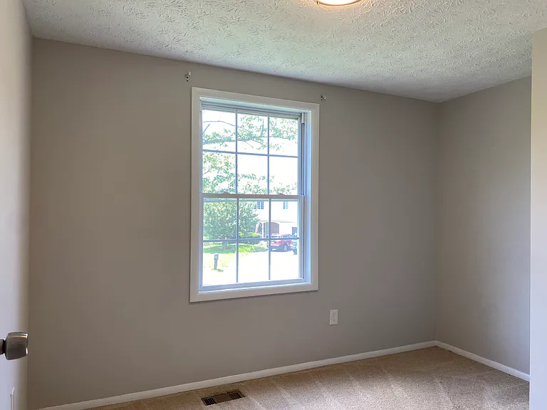 13050 Kensal Green Ct — Photo 15