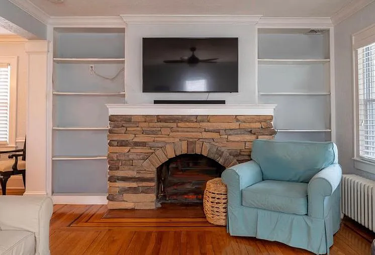 817 Drummond Ave — Photo 6
