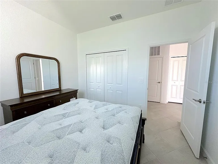 8225 Shore Lake Dr — Photo 14