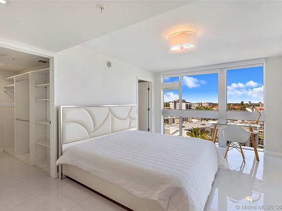 3rd image of 9901 E Bay Harbor Dr #80