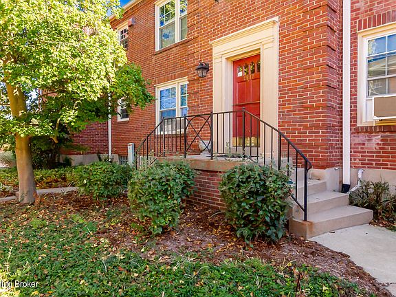 2nd image of 2642 Landor Ave Unit 4E