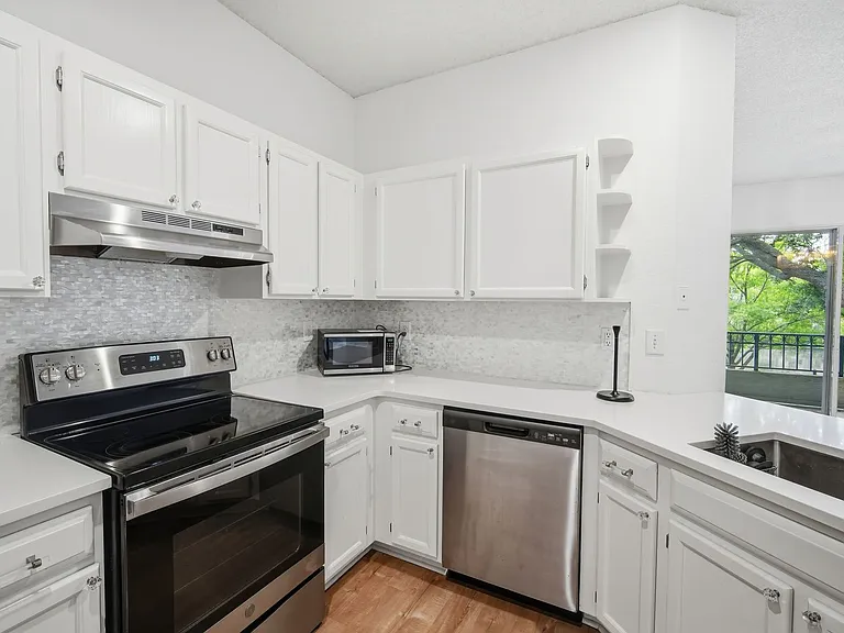 604 Seascape Way — Photo 13