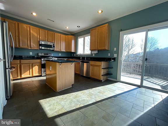 2nd image of 5111 Ballycastle Cir