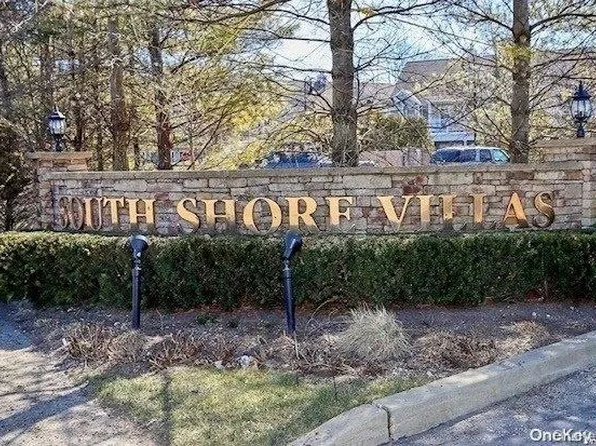 27 Della Drive #27, West Babylon, NY 11704