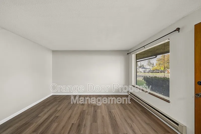 1 bed, 1.0 bath, 700 sqft, $1,700 — Photo 4