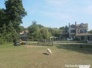 320 Bayview Ave, East Patchogue, NY 11772