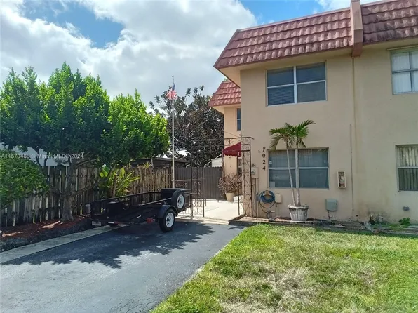 (undisclosed Address), Hialeah, FL 33015