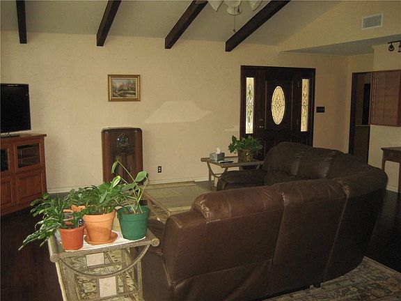5th image of 5929 Diamond Oaks Dr S