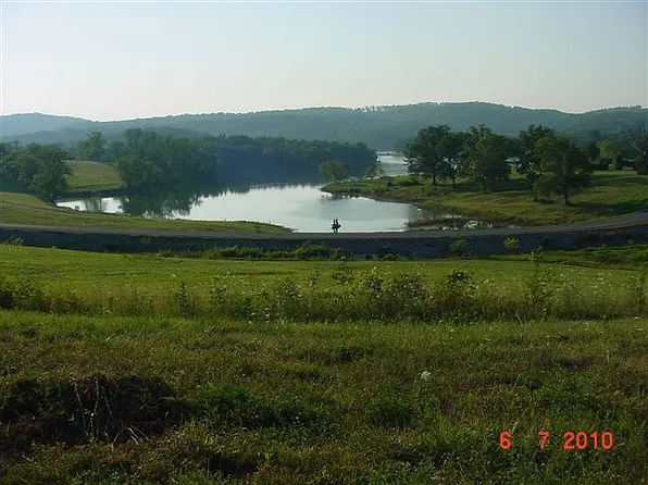 Windy Sails Ln, Sharps Chapel, TN 37866