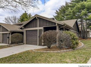 83 Trailridge Ln, Springfield, IL 62704